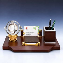 Bộ quà tặng golf để bàn làm việc 02