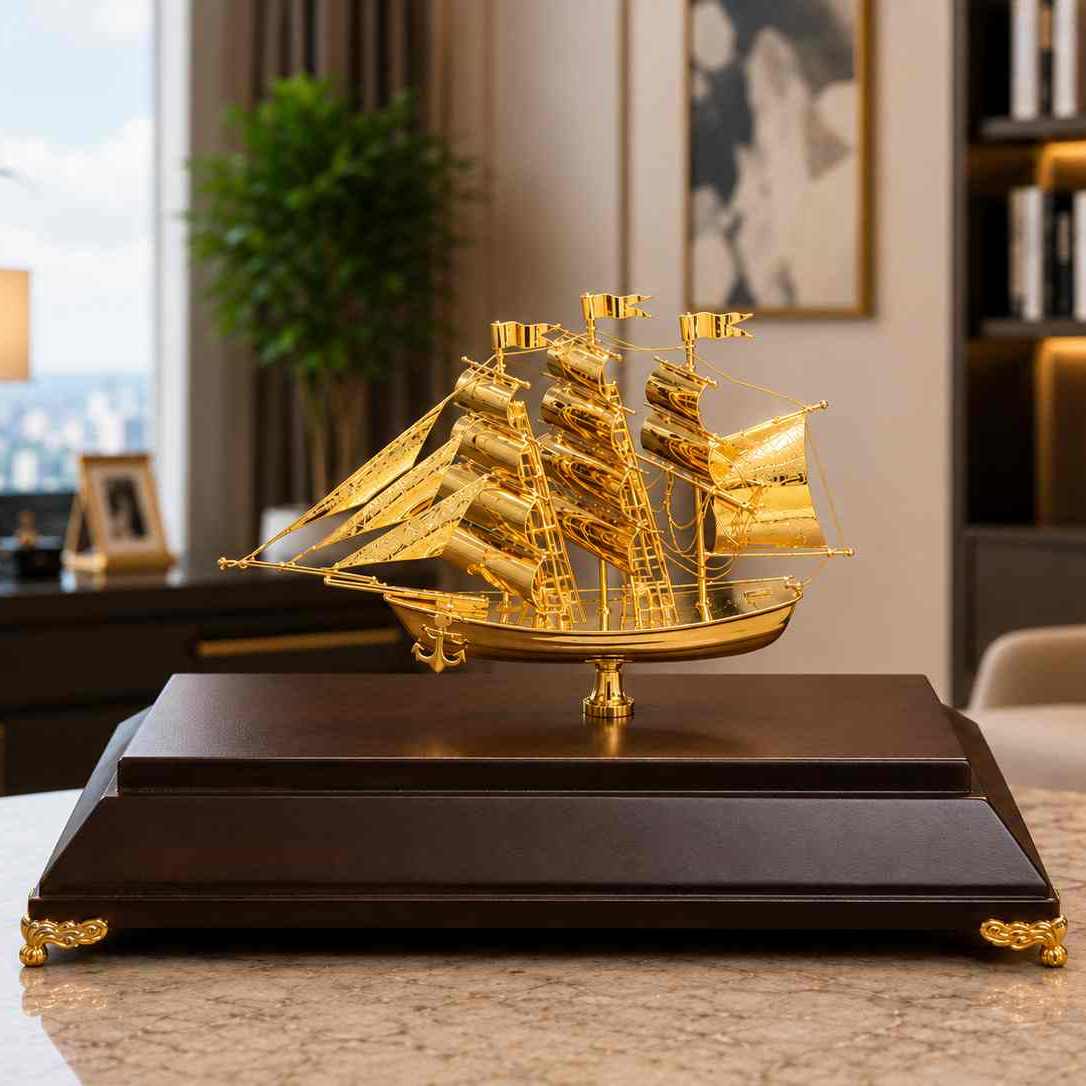 Thuyền buồm phong thủy mạ vàng cao cấp quà tặng doanh nhân