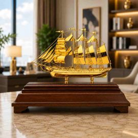 Kinh nghiệm chọn mua mô hình thuyền buồm mạ vàng cao cấp