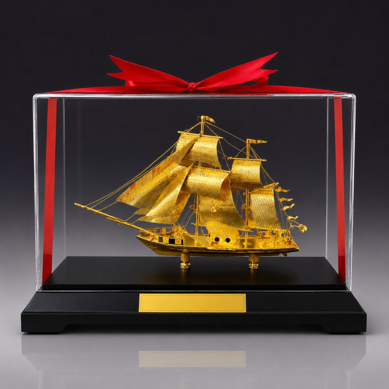 Mô hình thuyền buồm mạ vàng cỡ trung MS 02