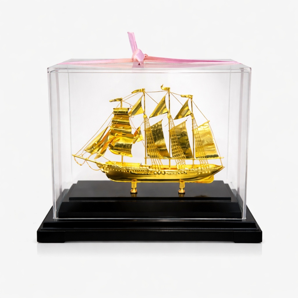 Mô hình thuyền buồm phong thuỷ mạ vàng 24k - 03 