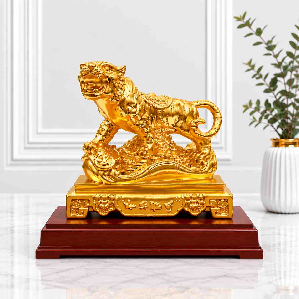 Mãnh hổ thếp để bàn phong thủy