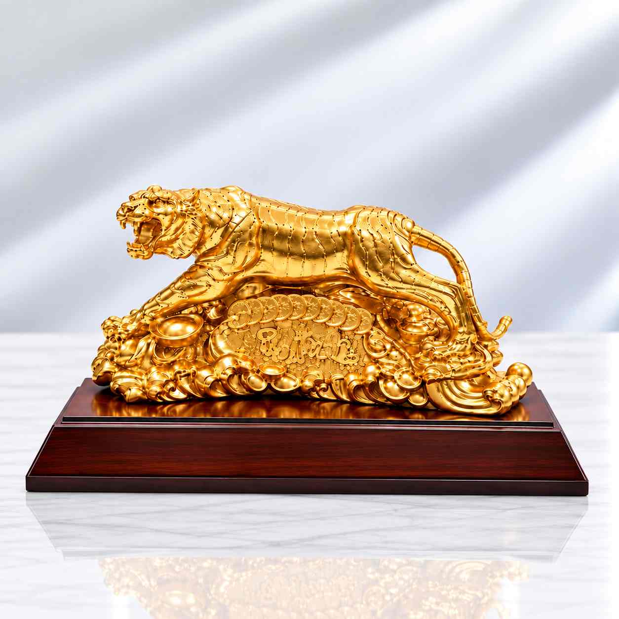 Mãnh hổ thếp vàng