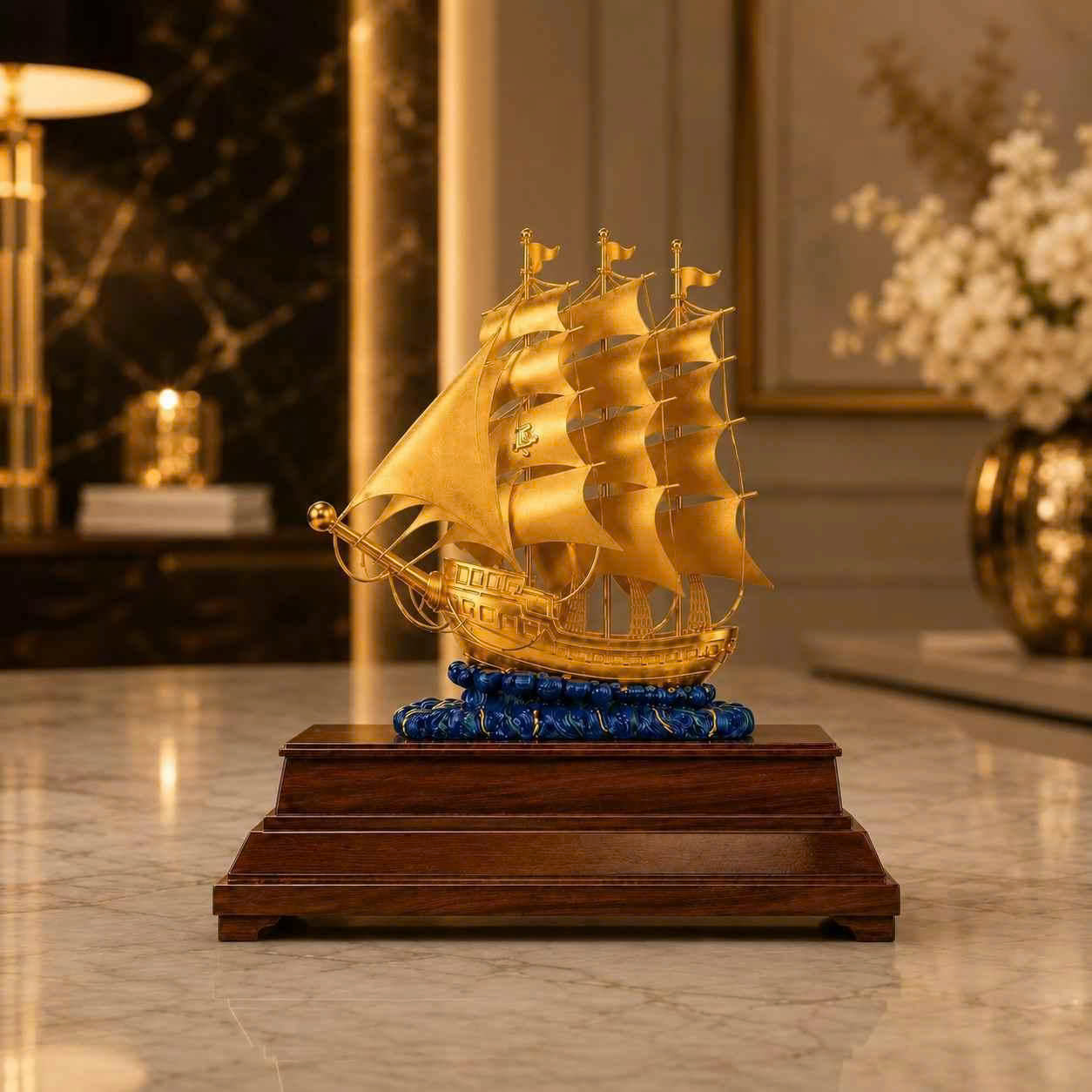 Quà tặng thuyền buồm dát vàng 24k